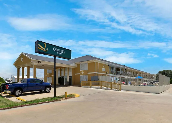 Quality Inn Gonzales