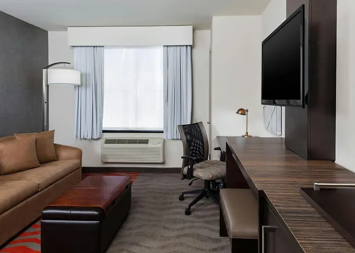 Fairfield Inn & Suites By Marriott Staten Island