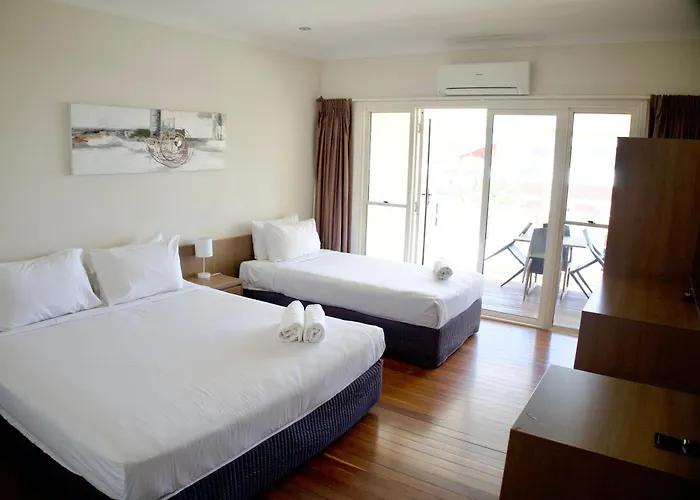 The Australian Hotel Motel