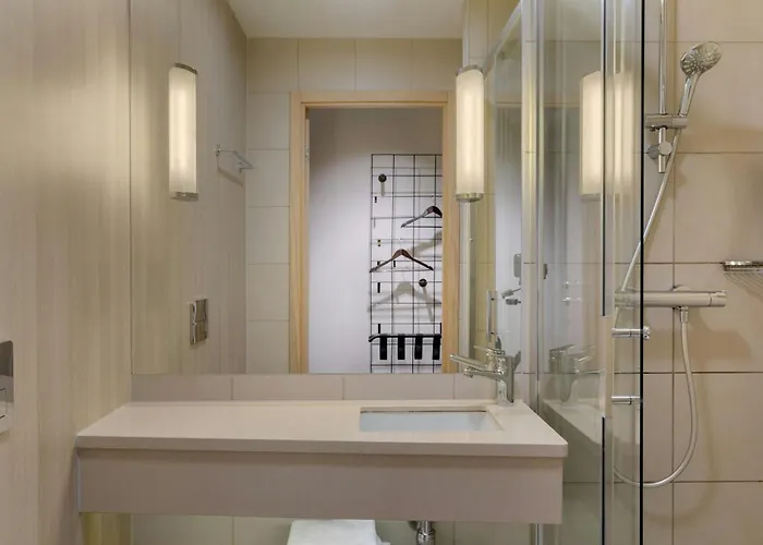 Hotel Moxy Milan Malpensa Airport Case Nuove 