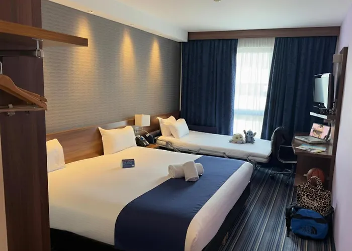 Holiday Inn Express Toulon - Est By Ihg