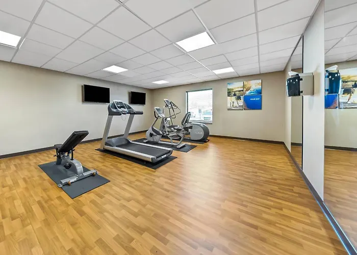 Comfort Inn & Suites West - Medical Center Rochester