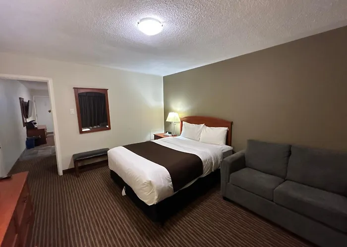 Travelodge By Wyndham Valleyview Ab