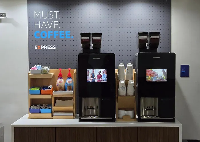 Holiday Inn Express & Suites Crossville By Ihg