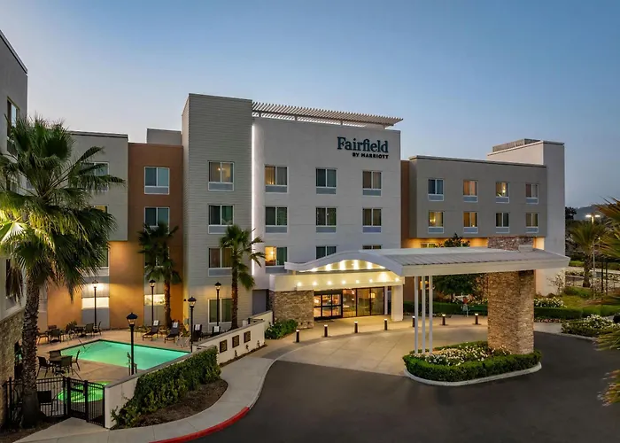 Fairfield Inn & Suites By Marriott San Diego North/