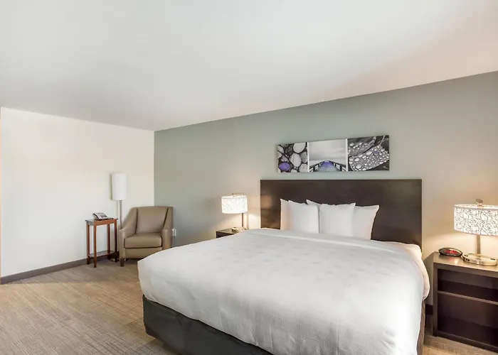 Mainstay Suites Logan Ohio-Hocking Hills