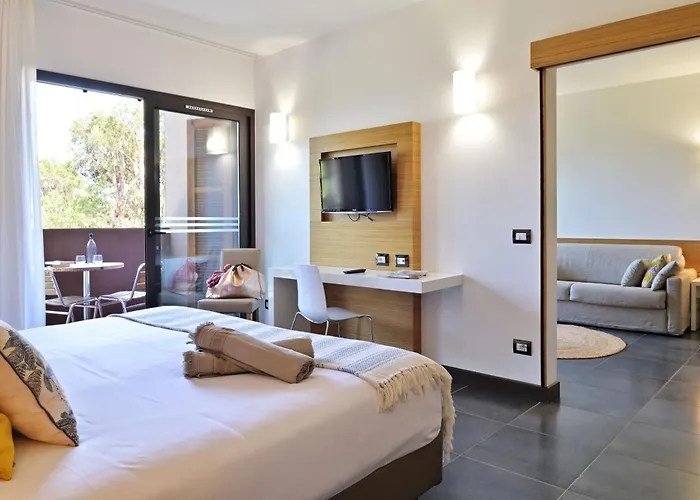 Hotel Restaurant San Lucianu