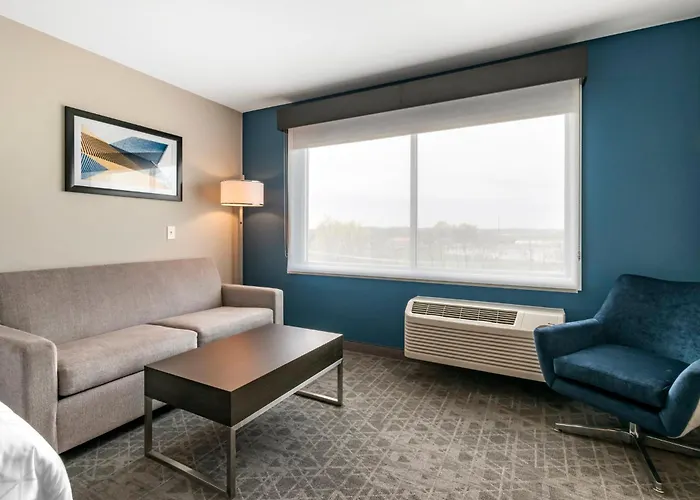 Holiday Inn Express & Suites - Lancaster - Mount Joy By Ihg