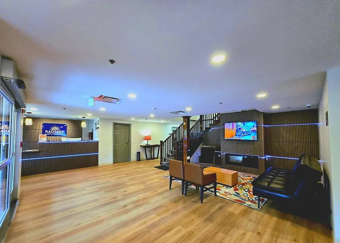 Radiant Inn And Suites