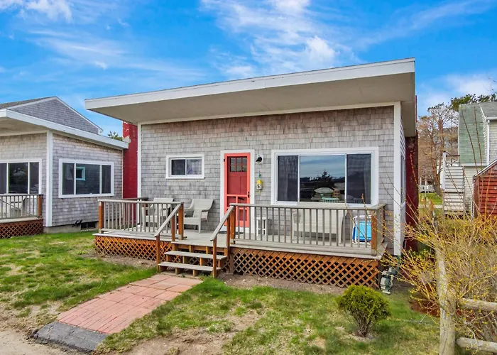 Spinneys Guesthouse & Beach Cottages