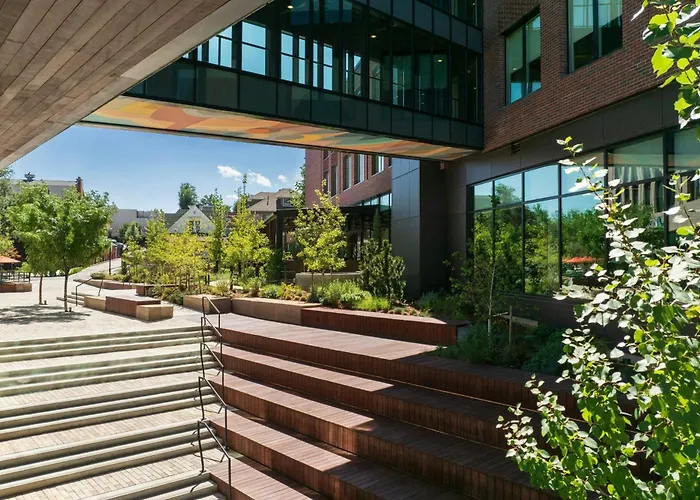 Moxy Boulder University
