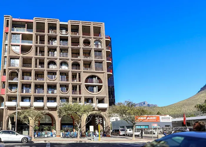 Three43 On B - Fluent Serviced Apartments