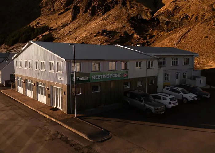 Vik Troell Hotel