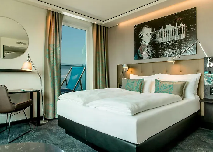 Motel One Salzburg-Mirabell