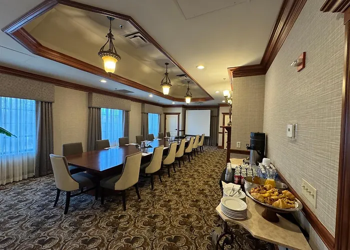 Holiday Inn Hotel & Suites Minneapolis-Lakeville By Ihg