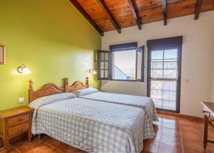 Complejo rural Alhelí - Apartamentos y habitaciones