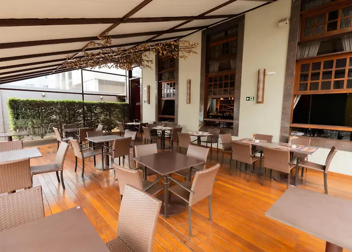 Hotel Vila Serrana