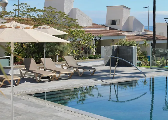 Makai Bungalows
