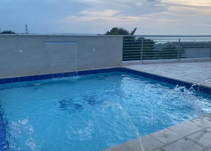 Sky View Hotel Tolu