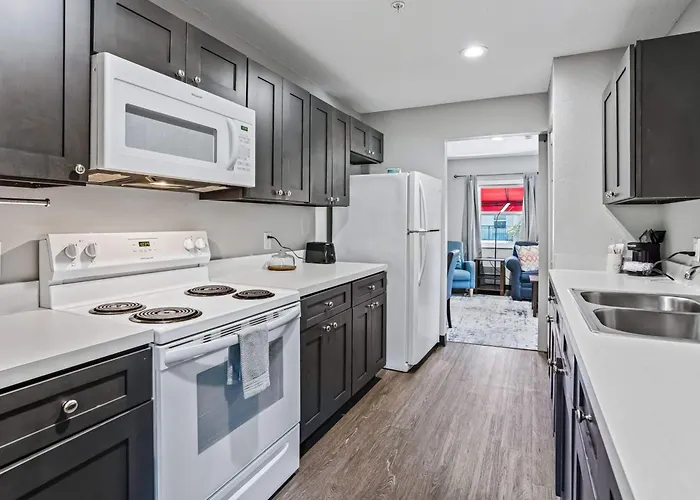 Baymont By Wyndham Ocala Suites