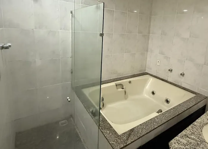 Hotel Serrano