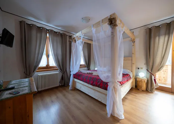 Hotel Griglieria Pizzeria Gnomo Goloso Stabiziane