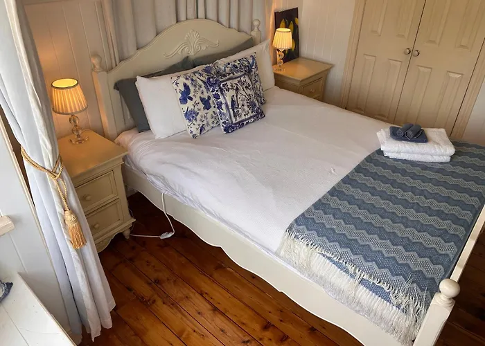 Kent Street Retreat
