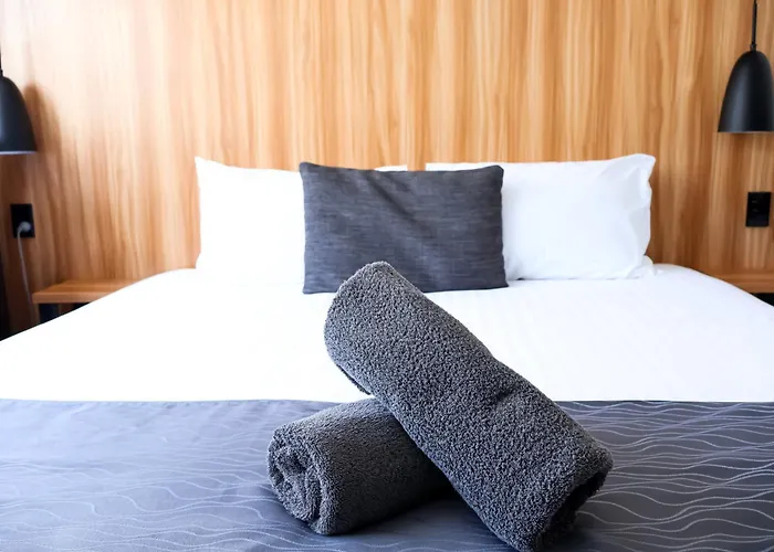 Noa Hotel