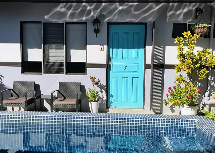 Perico Azul & Surf Camp