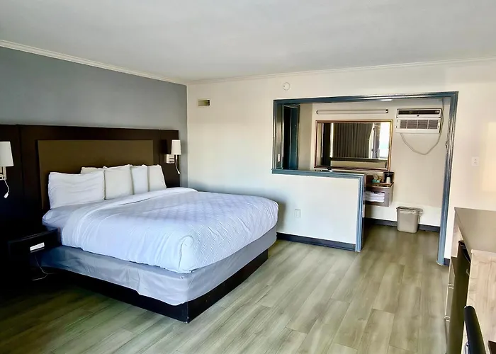Budget Inn Conway