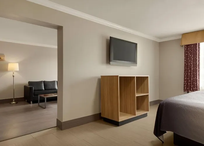 Super 8 By Wyndham Meadowlands Hotel Carlstadt