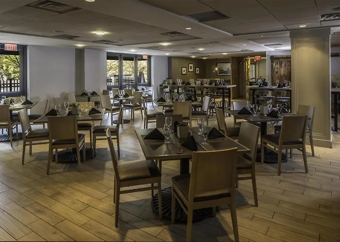 Doubletree By Hilton Hotel & Suites Pittsburgh Downtown