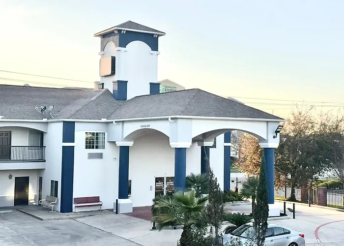 Crystal Inn - Garth Rd