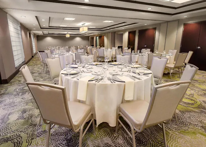 Hilton Garden Inn South Bend