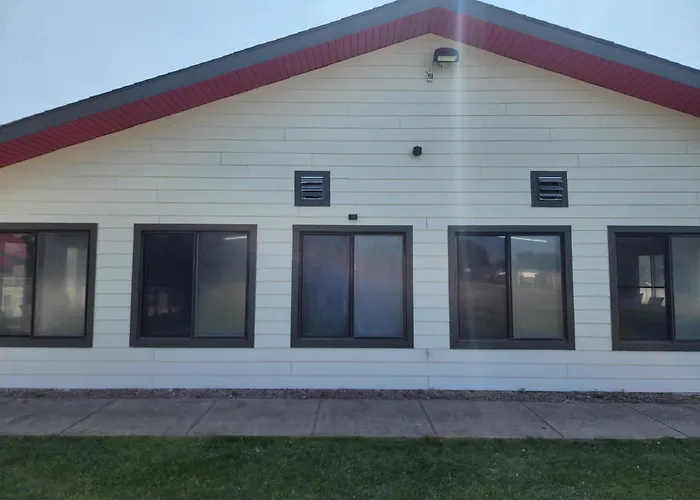 Super 8 By Wyndham Valentine Ne