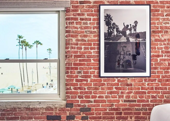 Venice V Hotel