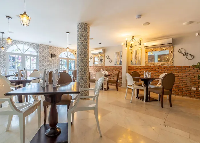 Hotel Boutique Adaz