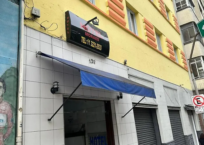 Hotel Moraes próximo a 25 de Março, Brás e Bom Retiro - Reserve agora e só pague no check-in