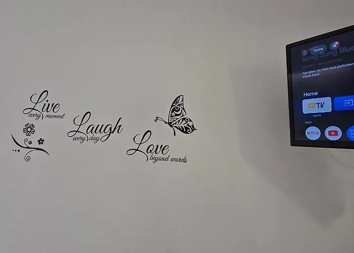 Black & White Rooms