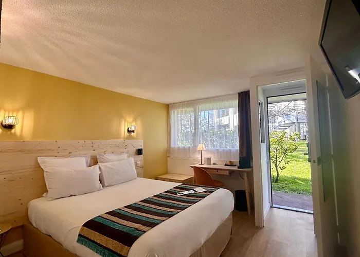 Sure By Best Western Biarritz Aeroport