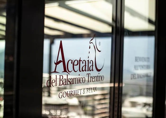 Hotel Agritur Acetaia Gourmet&Relax Tenno