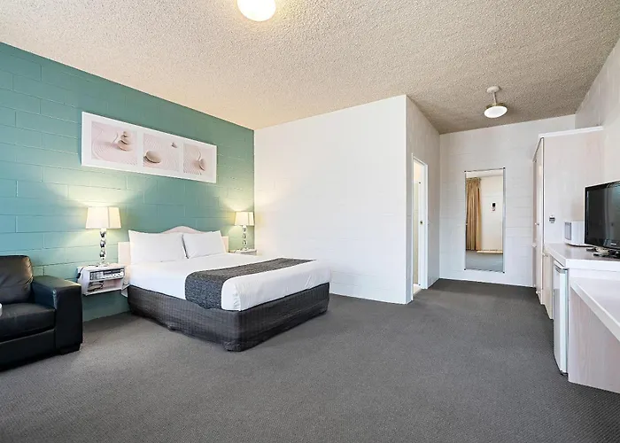Comfort Inn & Suites King Avenue Sale