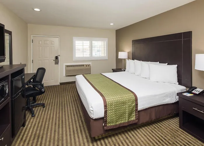 Days Inn By Wyndham El Centro