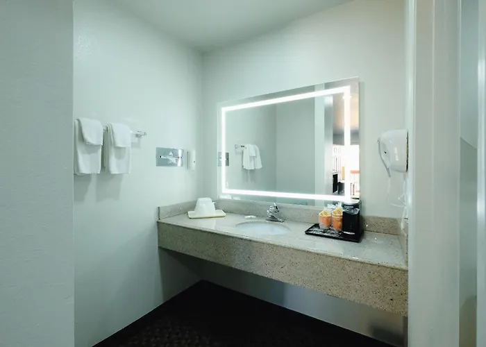 Quality Inn Holbrook Near Petrified Forest