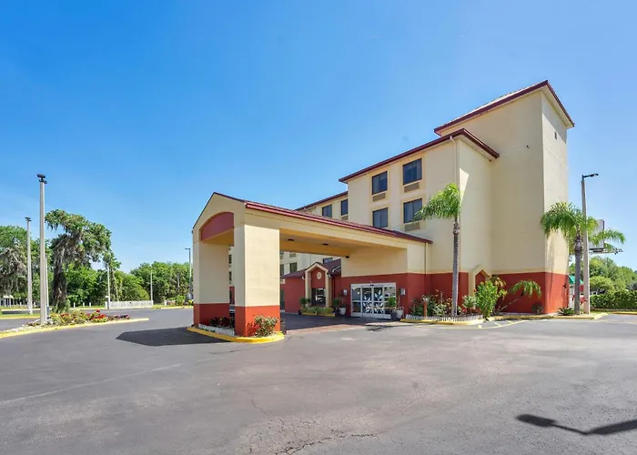 Wingate By Wyndham Leesburg Florida