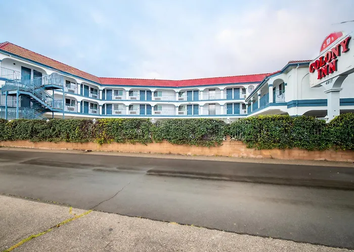Colony Inn