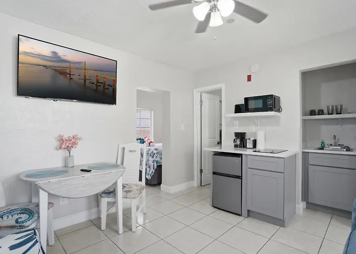 Blind Pass Resort Motel St. Pete Beach
