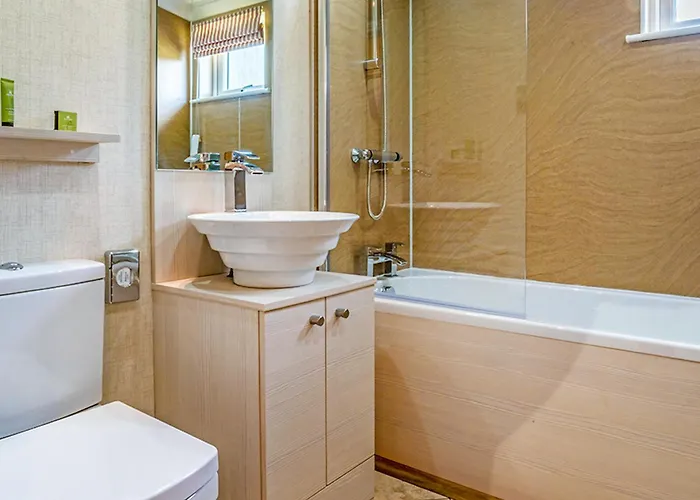 Woodhall Country Park Lodges Woodhall Spa