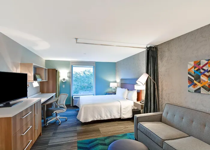 Home2 Suites By Hilton Tampa Usf Near Busch Gardens