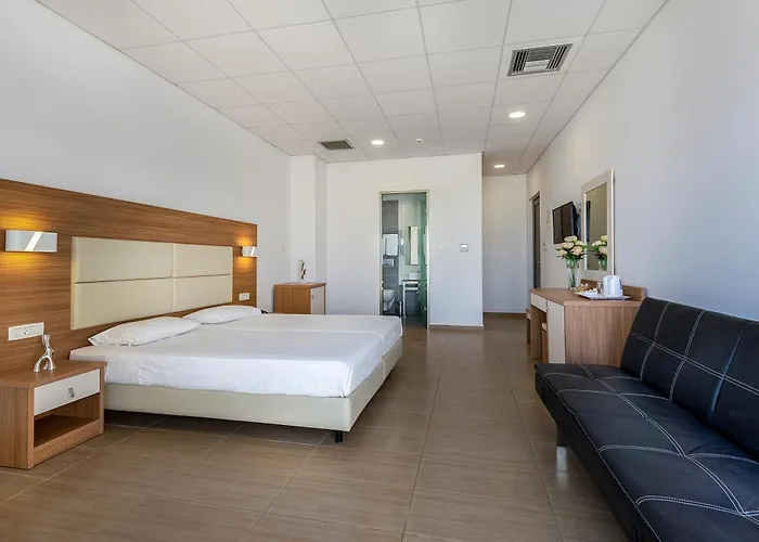 Royal Bay Suites